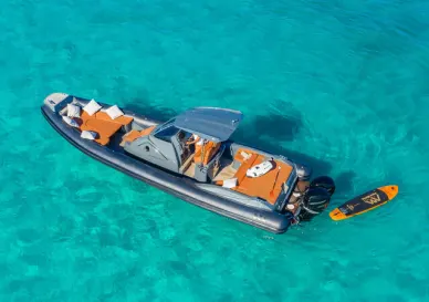 Rent Nuova Jolly Prince 38 Maluca in Ibiza
